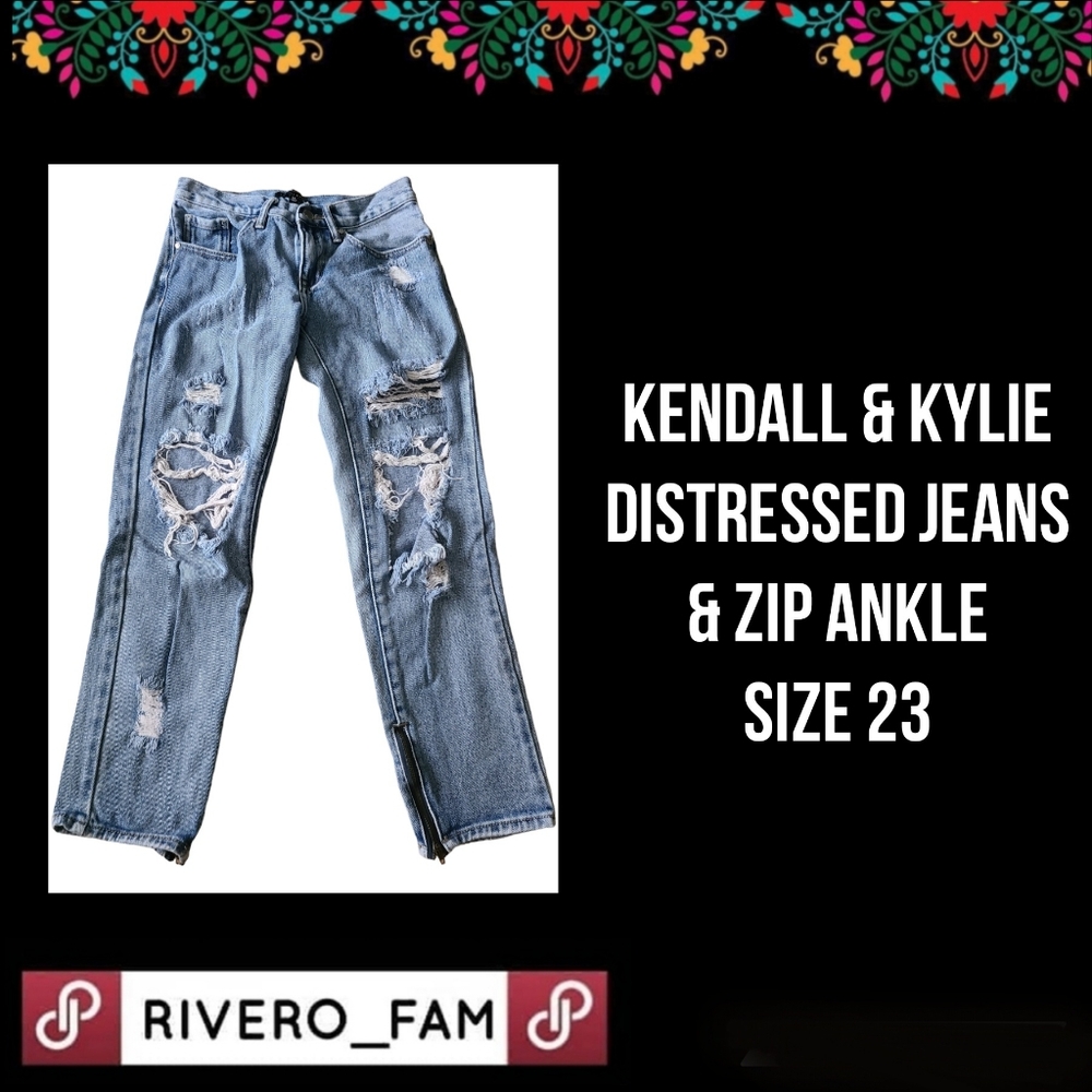 KENDALL & KYLIE | DISTRESSED JEANS WITH ZIP UP ANKLE | SIZE 23